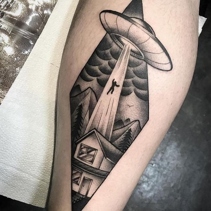 Best UFO Tattoo Ideas