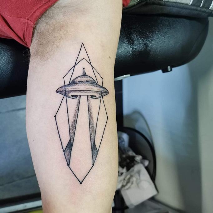 Best UFO Tattoo Ideas