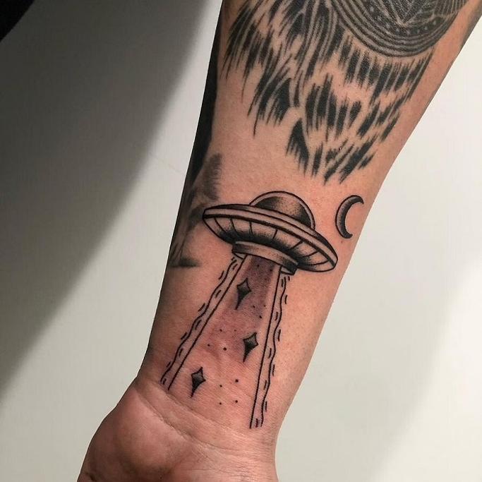 Best UFO Tattoo Ideas