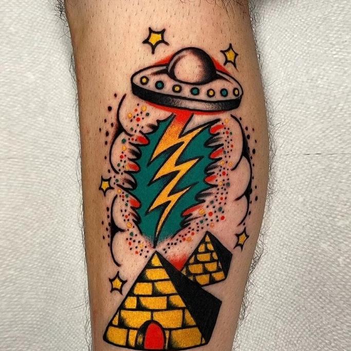 flying saucer tattoo