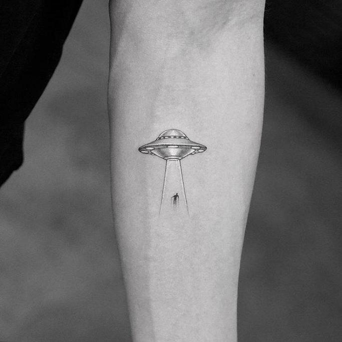 Best UFO Tattoo Ideas