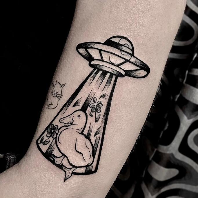 Best UFO Tattoo Ideas