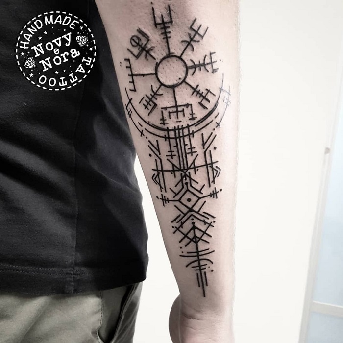34 Best Vegvisir Tattoo Ideas Read This First 2024