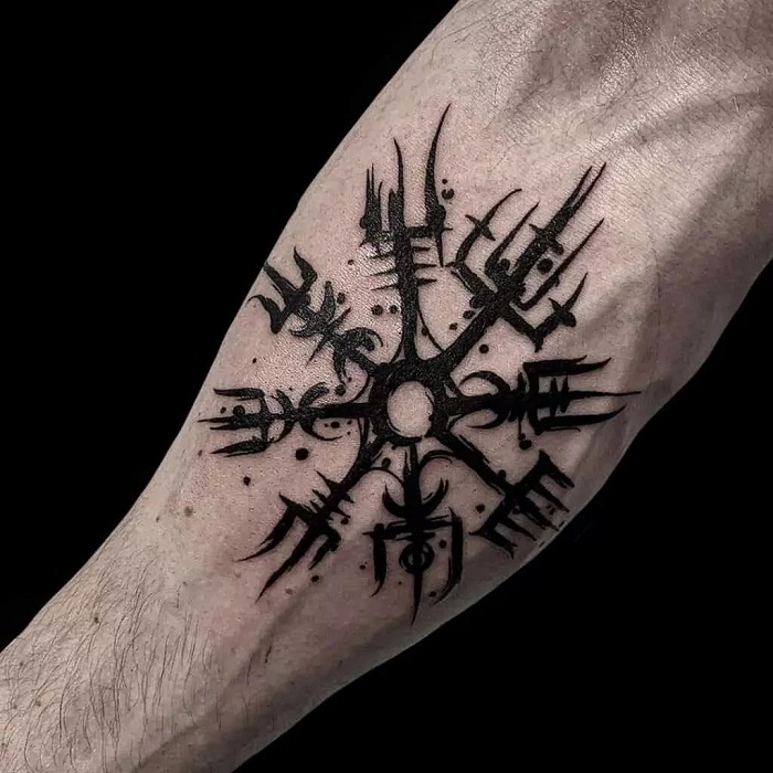 34 Best Vegvisir Tattoo Ideas 
