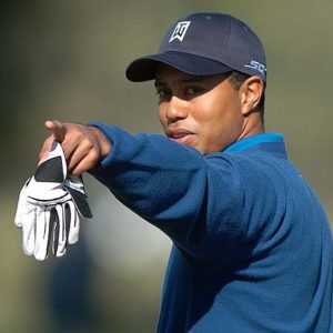 What Hand Do You Wear A Golf Glove On? - Read This First