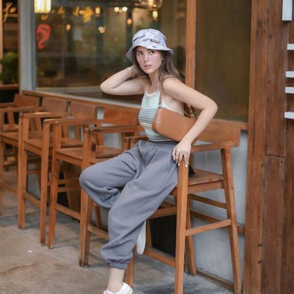 2 Bucket Hat Outfit Ideas Read This First 