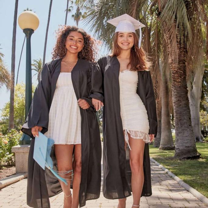 3 Graduation Outfit Ideas - Read This First