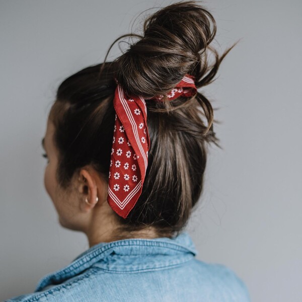 How To Wear A Bandana In Your Hair - Read This First