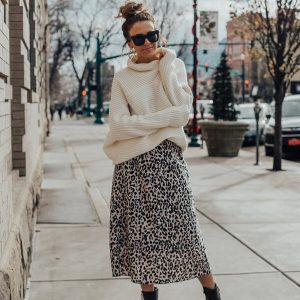 How To Wear Oversized Sweaters - Read This First