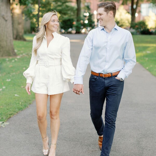 What To Wear For Engagement Photos