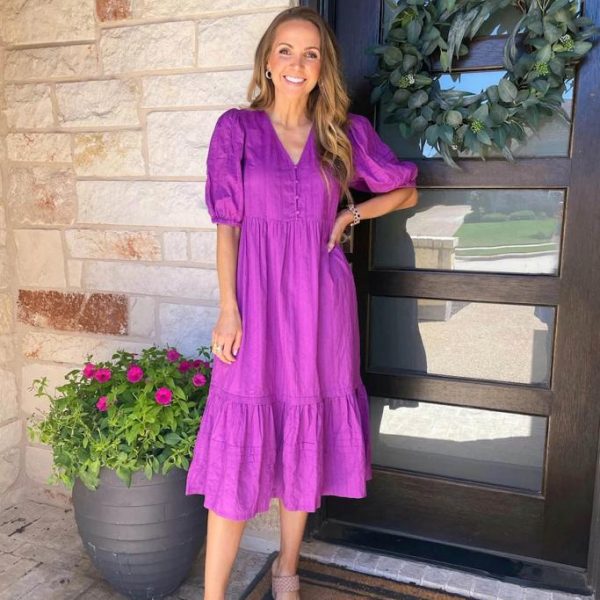 What To Wear To A Bridal Shower Read This First