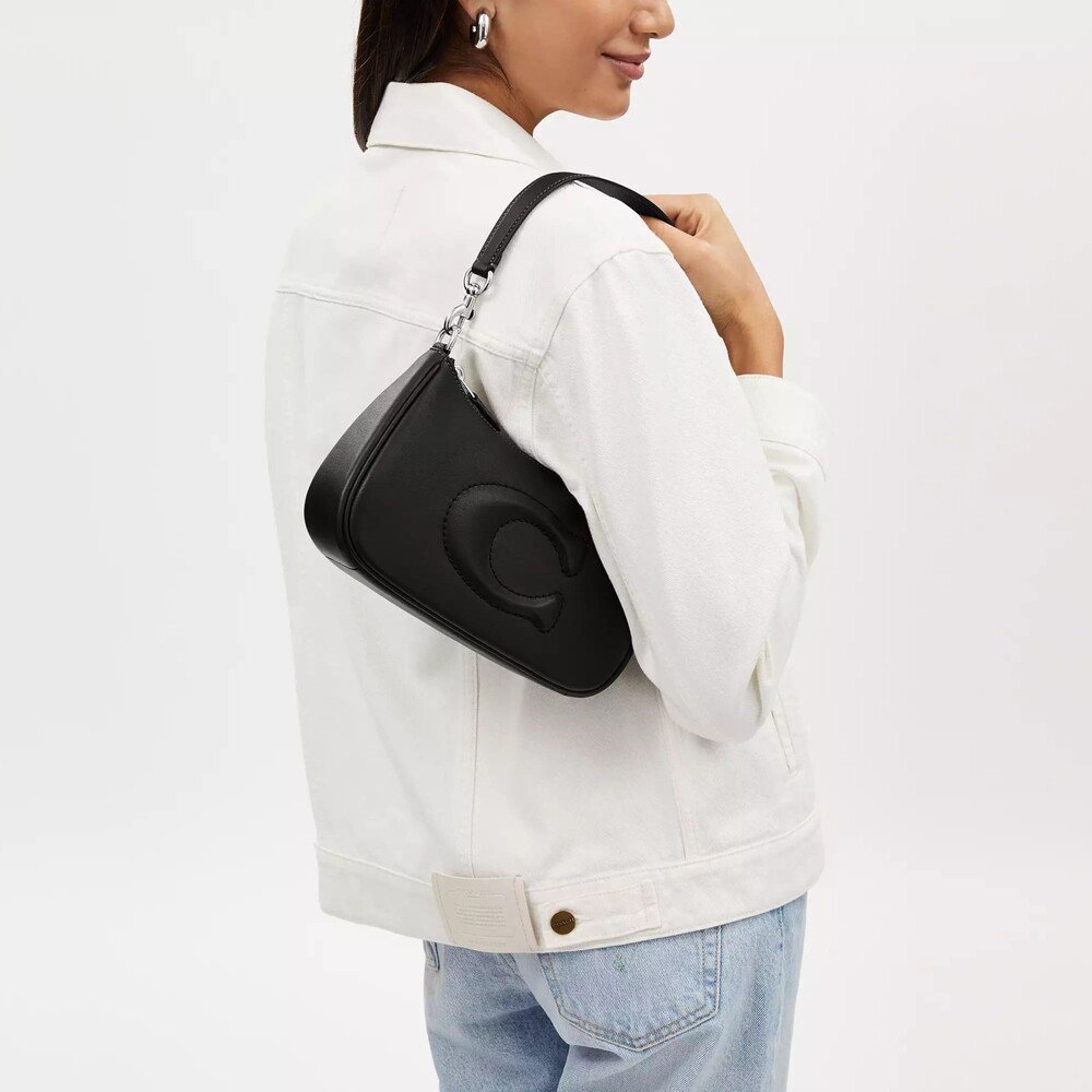 Spring Chic: Top Picks for Stylish Black Bags for Spring 2024