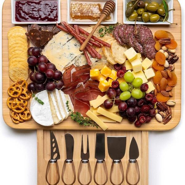 Best Charcuterie Boards for Memorial Day